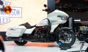 Harley-Davidson CVO Road Glide ST - môtô đắt nhất Việt Nam giá 2,489 tỷ đồng